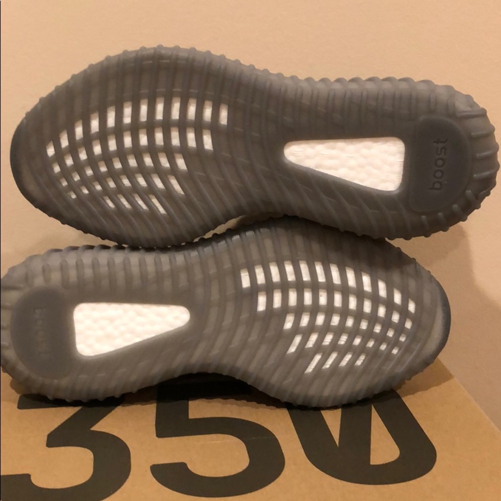 NIB AUTHENTIC Adidas Yeezy Boost 350 Beluga 2.0 - Picture 8 of 8
